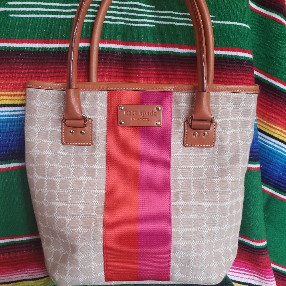 ♠️ Kate Spade Daisy Tote in Noel Stucco